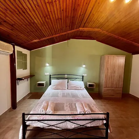 Lejlighedshotel Ocean Front 77 Lourdata (Kefalonia)