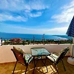 Ocean Front 77 Aparthotel 4*