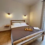 Aparthotel Ocean Front 77